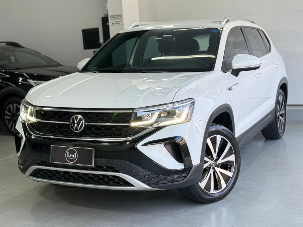 VOLKSWAGEN TAOS 1.4 250 TSI TOTAL FLEX HIGHLINE AUTOMÁTICO