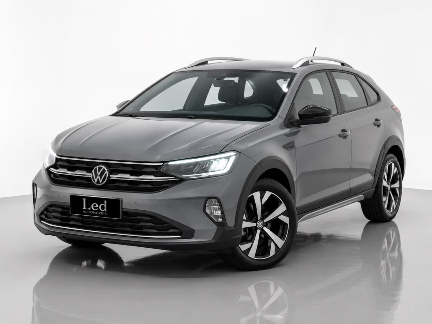 VOLKSWAGEN NIVUS 1.0 200 TSI TOTAL FLEX HIGHLINE AUTOMÁTICO